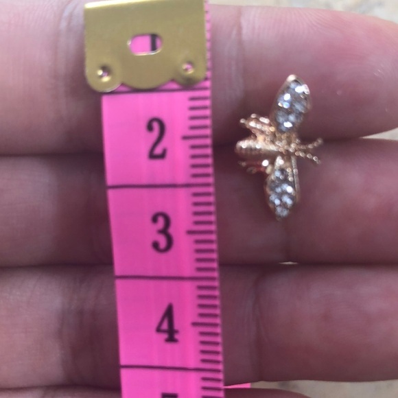 Bee Earrings - Picture 7 of 8